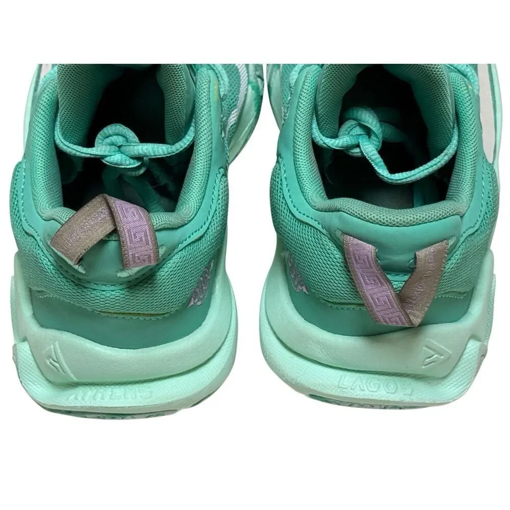 Nike kid giannis
